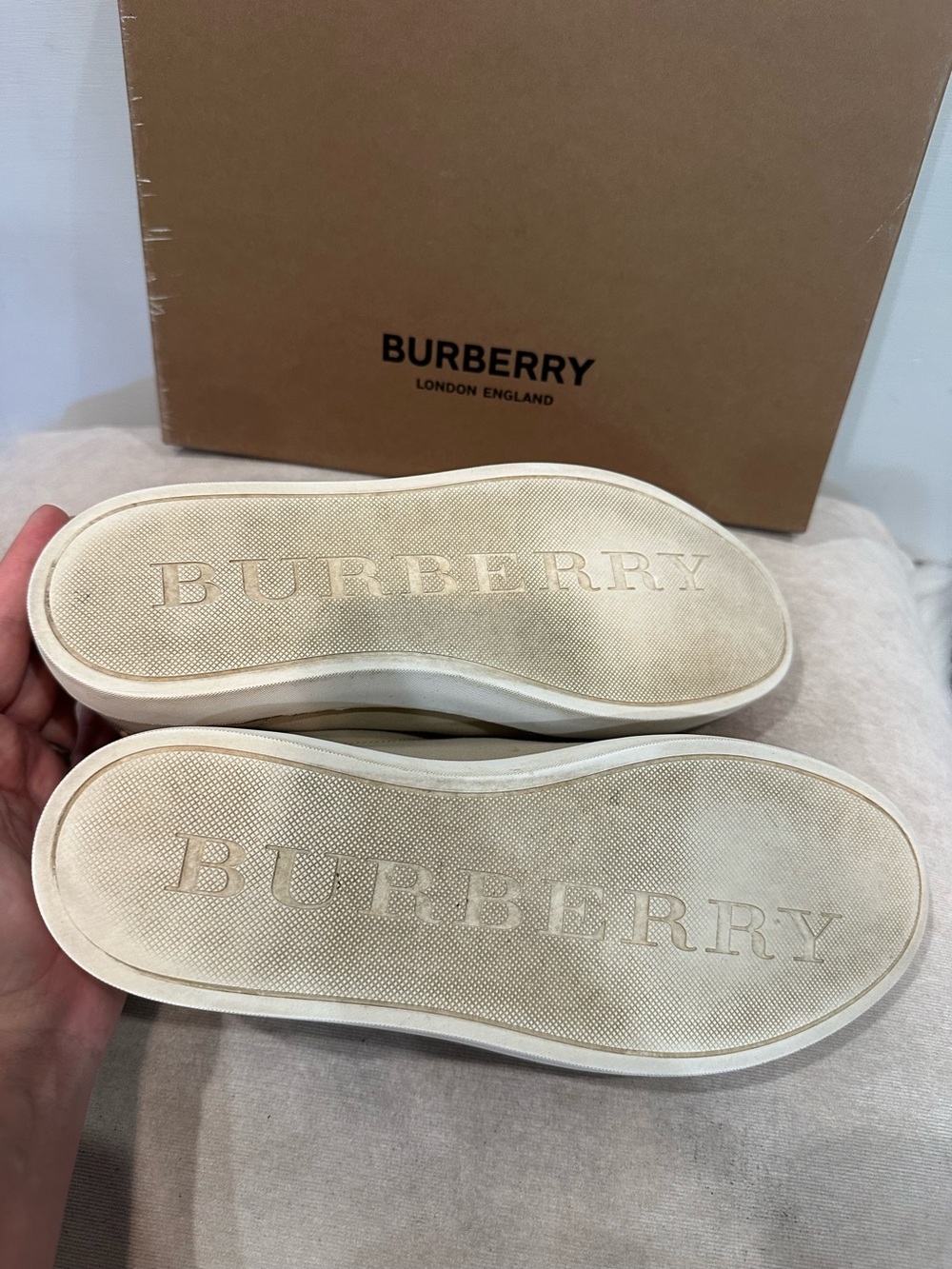Burberry Sneakers - Picture 10 of 10